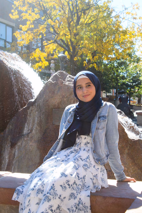 Leen Elaisawi Senior portrait