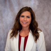 Marin Gish headshot.